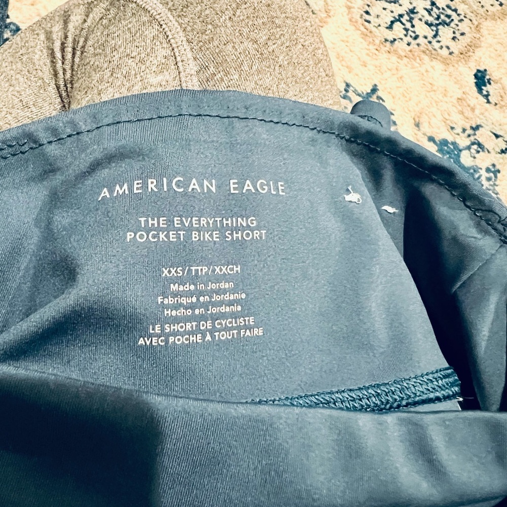 💙AE XXS The Everything
Pocket Highest Waist 7"
Bike Short💙🌟NWOT🌟 - Picture 10 of 10